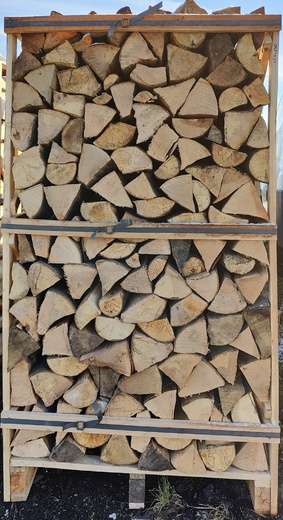 palivové dřevo tvrdé paleta 33 cm suché